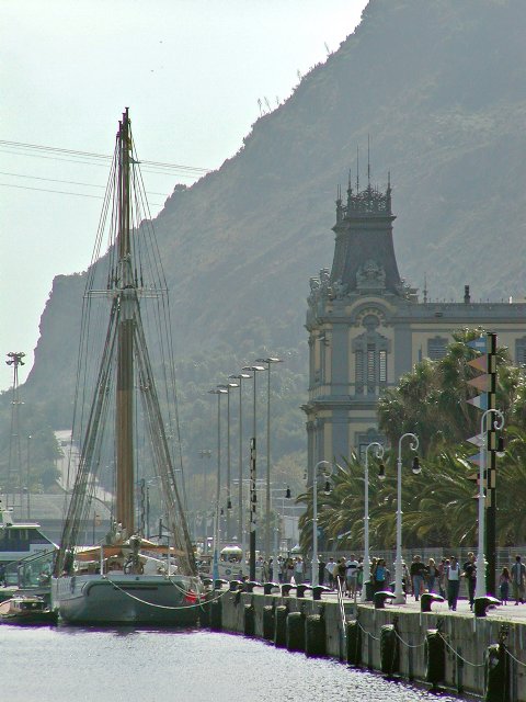 Moll de la Fusta