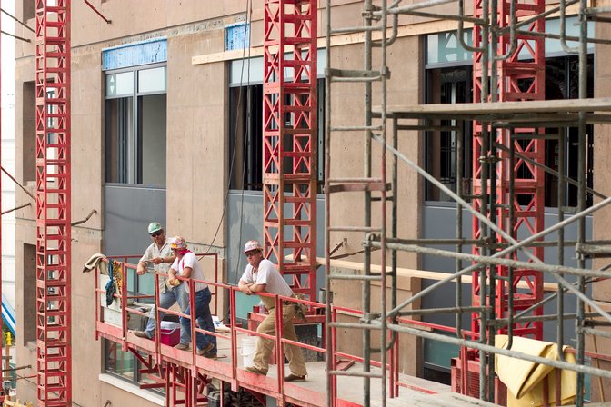 Balcony Workers