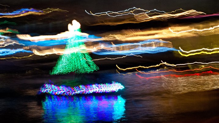 Blurred Boats, II