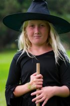 Sara as a witch