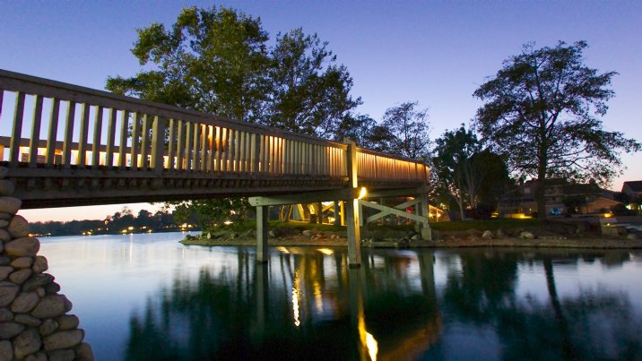 The wood bridge of Woodbridge