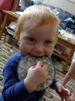 Bite the cymbal