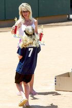 Sara With Trophy
