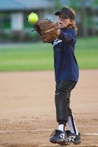 Mae Mae Pitching