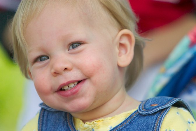 A young spectator