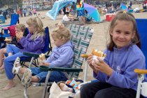 Kids eating