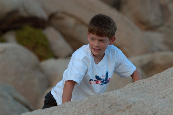 Steven bouldering