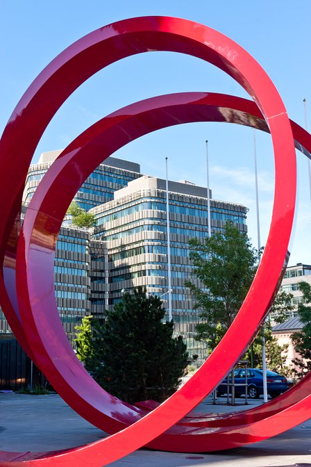 Niagara Building of the University of Malmö as seen through Mustafa's Passage