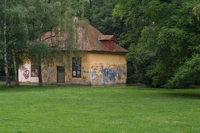 Graffiti Building