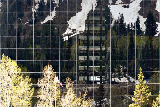 Cliff Lodge